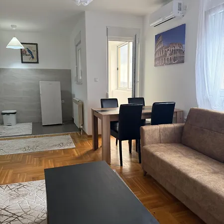 Port 5 Apartament Kalugjerica